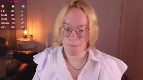 Hi im Amanda online show from June 28, 3:38 pm