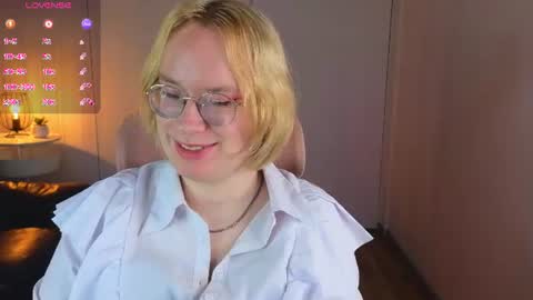 Hi im Amanda online show from June 29, 10:15 am