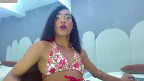 bella_77_ online show from July 12, 4:05 am