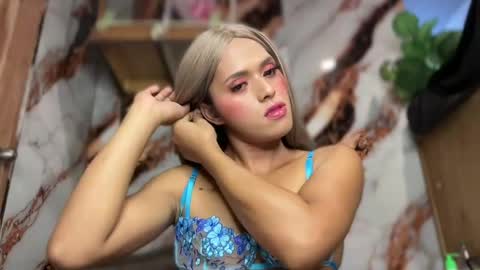 black_bag69 online show from July 15, 11:37 am