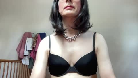 brit_tv145278 online show from July 18, 3:41 pm