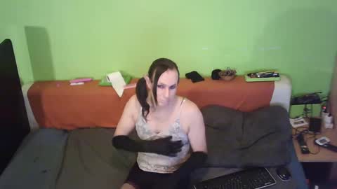 FoxySabine online show from December 7, 2:47 am