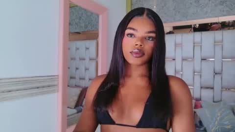 gisela_valencia online show from July 12, 6:06 am