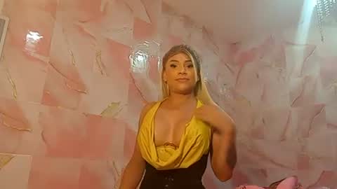 ivonne2026 online show from July 18, 5:14 am