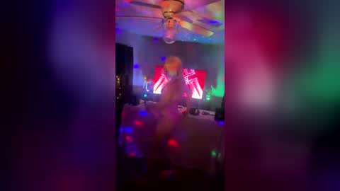 jennifire17 online show from July 11, 5:01 am