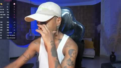 jhonymiller online show from July 14, 8:47 pm