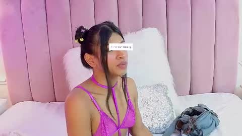 Kimberlyn online show from July 1, 8:09 pm