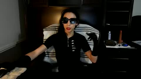 Madame Widow online show from July 18, 10:44 am