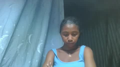 mamieriela online show from May 9, 9:38 am