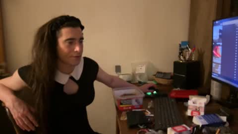 octopussiex online show from January 10, 4:40 am