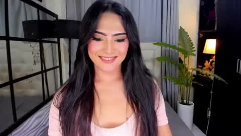 phenomenal_ivy online show from July 16, 2:56 pm