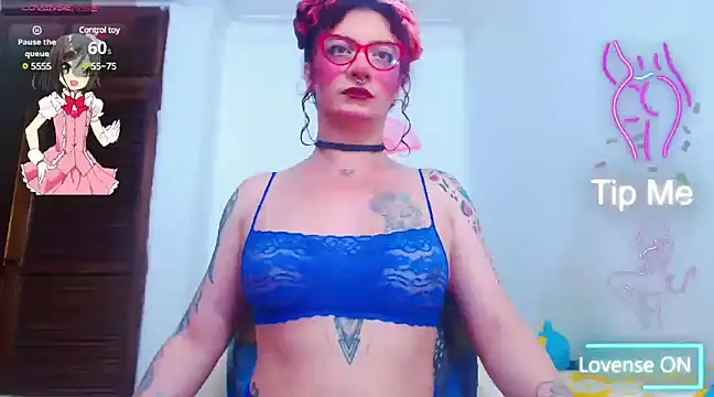 Skarleth77 online show from March 11, 1:23 pm