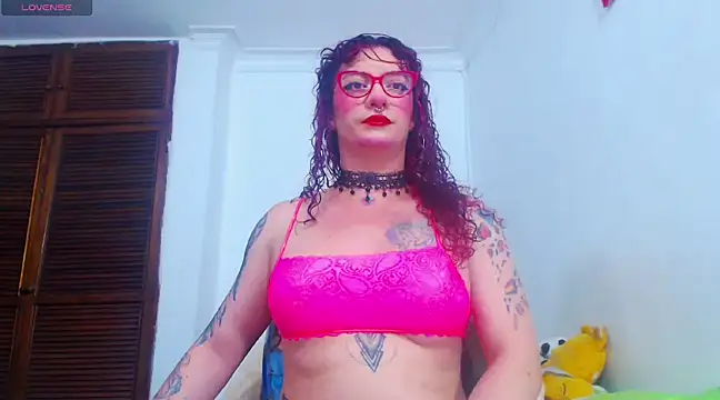Skarleth77 online show from March 13, 8:48 am