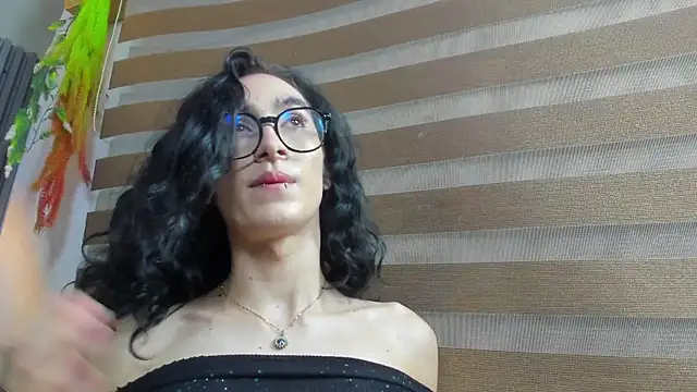 Shammy rosse online show from July 2, 9:09 pm