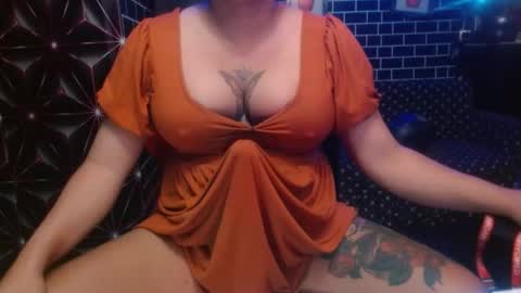  i am trixie im Your Selfsucking Mistress  online show from February 18, 4:53 am