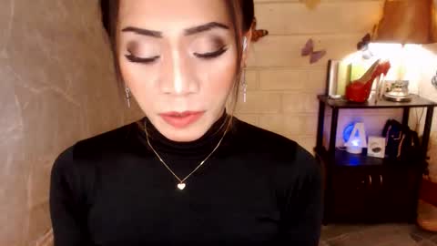 Snapshot of 1bigsurprise4you chatting on October 1, 9:48 pm angel online show from October 1, 9:48 pm