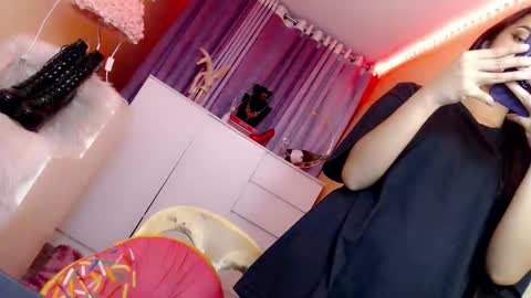 Snapshot of 1miracle_tranny chatting on September 14, 2:39 am 1miracle_tranny online show from September 14, 2:39 am
