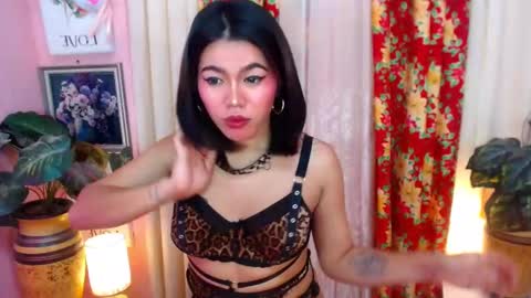 Snapshot of 2sexxy_asiants4uxxx chatting on February 3, 4:46 am Kate online show from February 3, 4:46 am