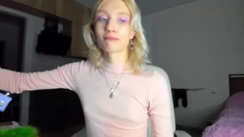 Gaylord online show from December 20, 11:27 am