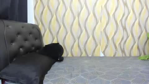 angela online show from October 13, 7:03 pm