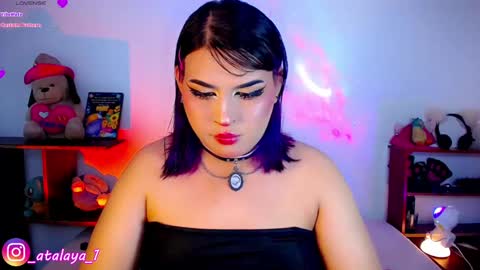 Snapshot of _atalaya_ chatting on January 5, 3:43 am independent model atalaya online show from January 5, 3:43 am