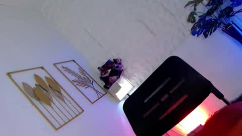 Caroline online show from October 15, 6:57 am