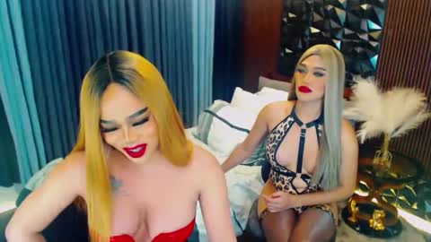 Snapshot of _empressvalerie_ chatting on January 24, 7:08 am _empressvalerie_ online show from January 24, 7:08 am