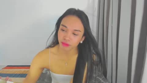 Snapshot of _imwithyou69_ chatting on March 8, 2:01 am yanie online show from March 8, 2:01 am