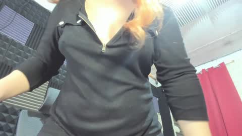 Snapshot of _lexie_hart chatting on January 2, 3:48 am lexie online show from January 2, 3:48 am