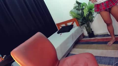 _lovelyyan69_ online show from November 12, 1:40 am