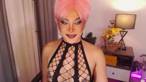 Snapshot of _morganmoore_ chatting on March 12, 8:10 pm MORGAN KEEP ON FOLLOWING online show from March 12, 8:10 pm
