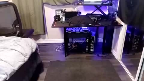 Olivia online show from October 21, 7:43 am