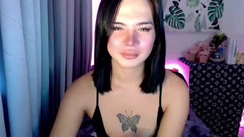 _sophie_69 online show from October 13, 5:42 am