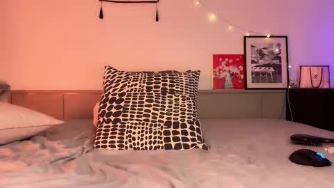 Ann online show from November 11, 3:14 pm