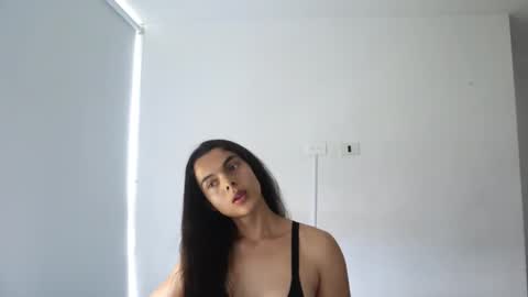 Snapshot of _vahos chatting on January 14, 6:07 pm Anastasia Vahos online show from January 14, 6:07 pm