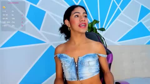 Snapshot of _valeriamontes chatting on October 8, 1:07 am Valeria Montes online show from October 8, 1:07 am