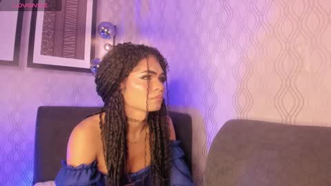 Snapshot of _vennuss_ chatting on January 8, 10:48 am Venus online show from January 8, 10:48 am