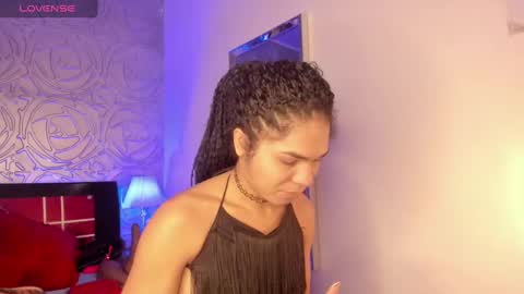 Snapshot of _vennuss_ chatting on February 22, 2:19 pm Venus online show from February 22, 2:19 pm