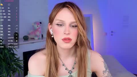 LITTLE FOX online show from February 3, 5:40 am
