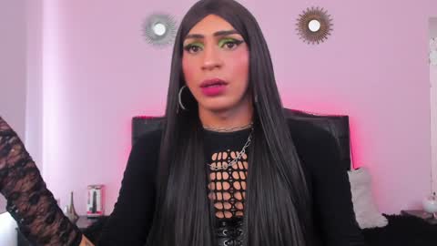 Abbigail Fuster  online show from January 29, 5:45 pm