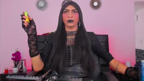 Abbigail Fuster  online show from February 20, 10:27 am