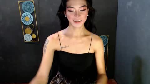 Snapshot of absolutelyselfsucker69 chatting on September 16, 1:43 am Miss Sophie online show from September 16, 1:43 am