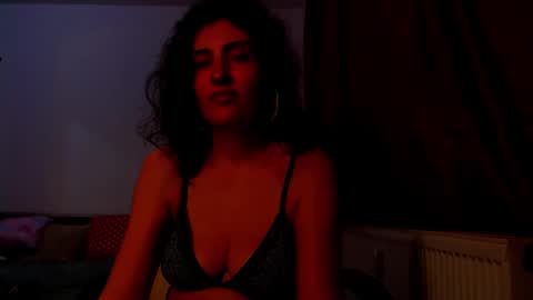 amy        online show from January 5, 1:31 am