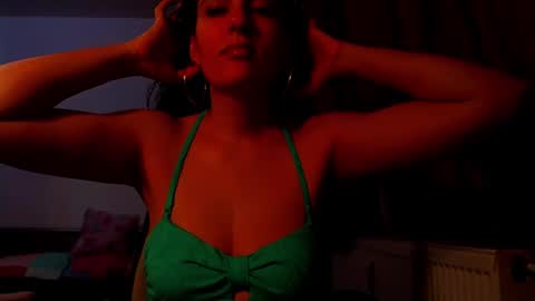 amy        online show from January 16, 10:34 pm