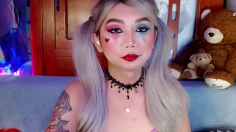 Snapshot of adorableslutxxx chatting on December 4, 3:48 pm jasmine online show from December 4, 3:48 pm