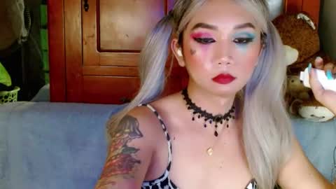 Snapshot of adorableslutxxx chatting on December 5, 1:53 am jasmine online show from December 5, 1:53 am