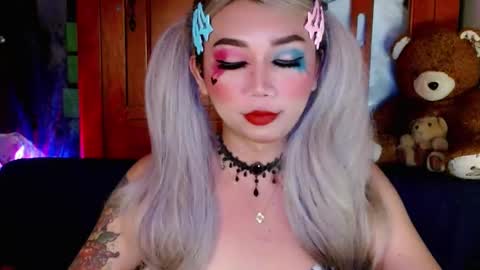 Snapshot of adorableslutxxx chatting on January 8, 5:37 pm jasmine online show from January 8, 5:37 pm