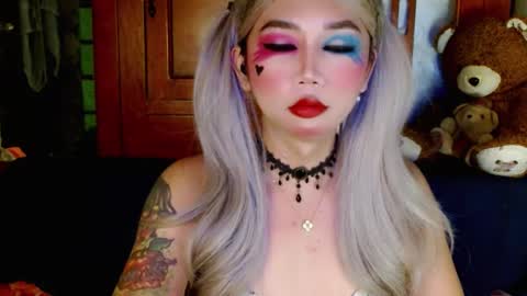 Snapshot of adorableslutxxx chatting on January 10, 9:20 pm jasmine online show from January 10, 9:20 pm