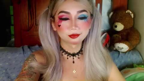 Snapshot of adorableslutxxx chatting on January 30, 12:50 am jasmine online show from January 30, 12:50 am