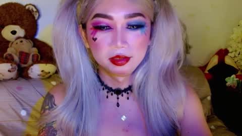 Snapshot of adorableslutxxx chatting on February 21, 4:37 pm jasmine online show from February 21, 4:37 pm